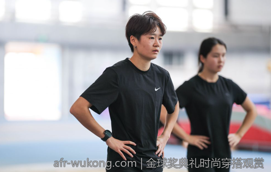 金球奖典礼时尚穿搭观赏